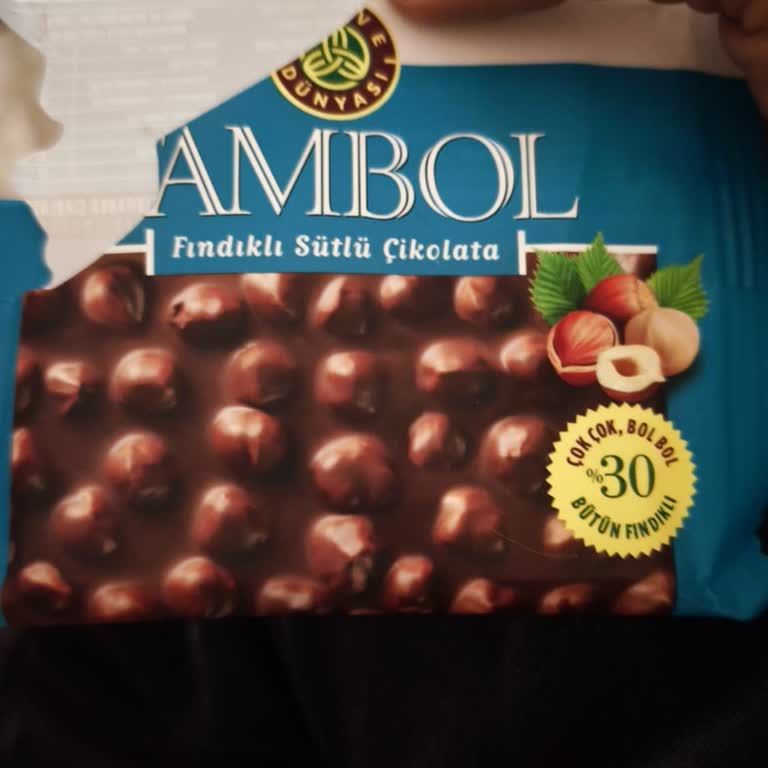 Kahve Dünyası Tambol Çikolatasında Bayat Fındık Ve Lezzet Eksikliği