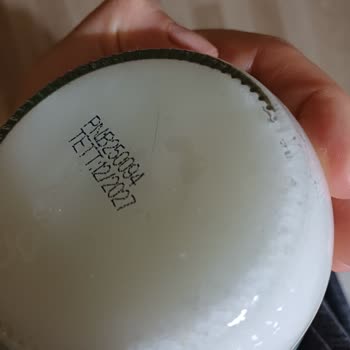 Bioterra Organics Hindistan Cevizi Yağında Uzun Siyah Kıl Bulundu