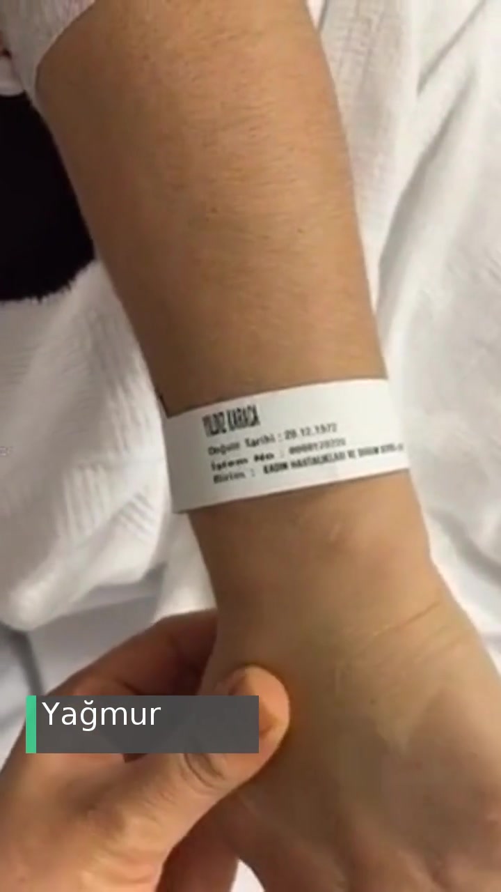 İzmir Bayraklı Şehir Hastanesi Kan Alınma Sırasında Oluşan Morluklar! videonun kapak resmi