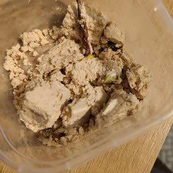 Serel Helvasında Çıkan Büyük Plastik Sopa Çocuğu Tehlikeye Soktu