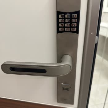 Kale Kilit Kapı Sistemi Arızası Ve Aşırı Servis Ücretleri