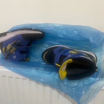 Skechers Su Geçirmez Botta Üretim Hatası Ve Markanın İlgisizliği