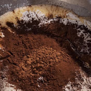 BİM Kakao Ürünlerinde Renk Farkı Ve Formül Değişikliği Şüphesi