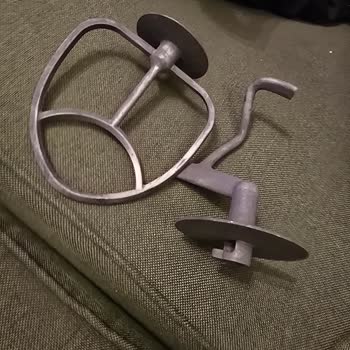 Metal Boyası Sürekli Sızdırıyor, Makine İşlevsiz Ve Hijyenik Değil