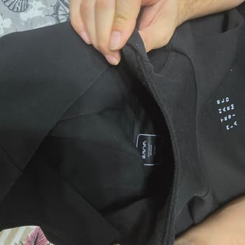 Avva Kapüşonlu Kazaklarda Kısa Sürede Kalite Sorunları Ve İade Talebi