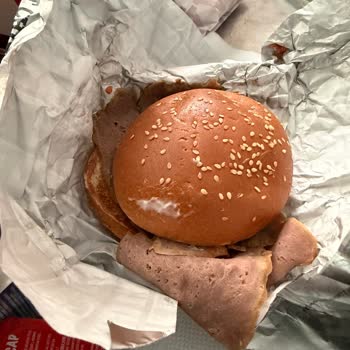 Trendyol Yemek Üzerinden Soğuk Hamburger Teslimatı Ve İade Reddi Şikayetim