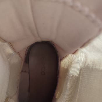 Kısa Sürede Çatlayan Deri Bot İçin Garanti Reddi Ve Değişim Talebi