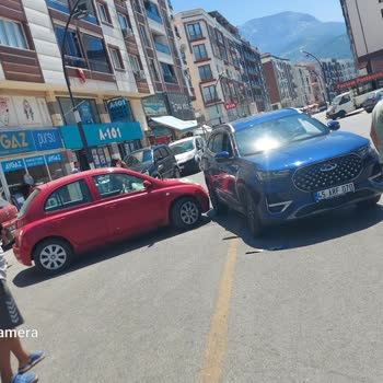 Kasko Ödemesi Yapıldı, Servis Kapı Bantlarını 1,5 Yıldır Takmıyor