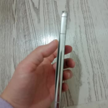 Samsung Galaxy S22 Batarya Şişmesi Güvenlik Riski, Ücretsiz Değişim Talebi