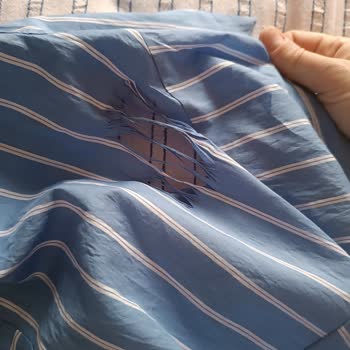 LCW Mağazasında Yıkanmamış Gömlekte Kumaş Dağılma Sorunu