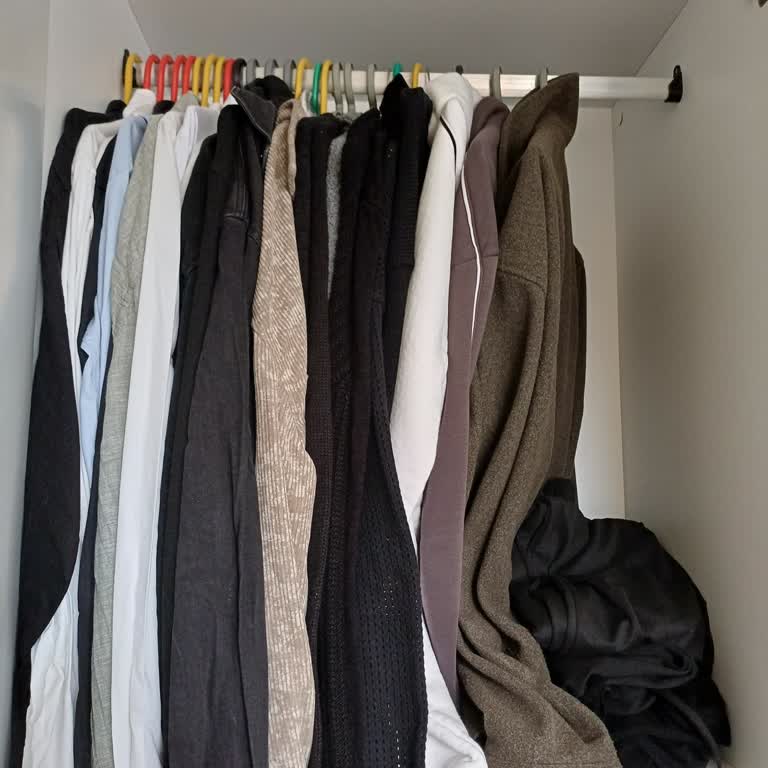 İstediğimiz Ölçülerdeki Gardırop Ve Makyaj Masası Gelmedi, Satıcı Yanıltıcı Bilgi Verdi