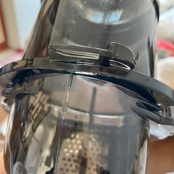 Kırık Ve Yapıştırılmış Katı Meyve Sıkıcı Ürünün İade Talebi