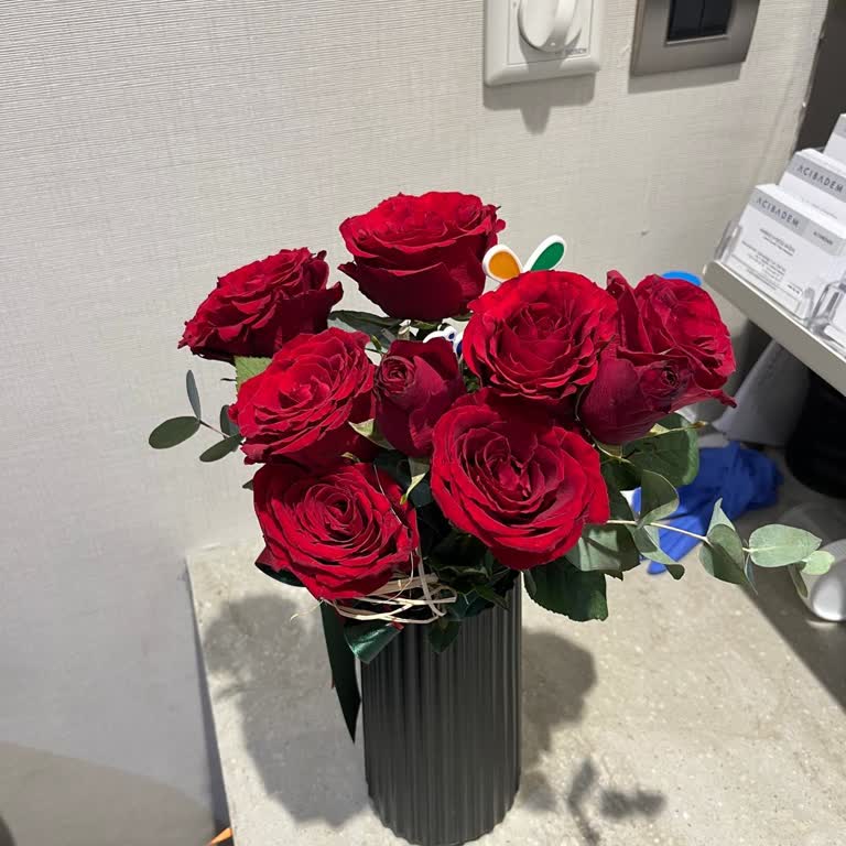 Görseldeki Ürünle Uyuşmayan Çiçek Ve Çikolata Siparişleri İçin Tam İade Talebi