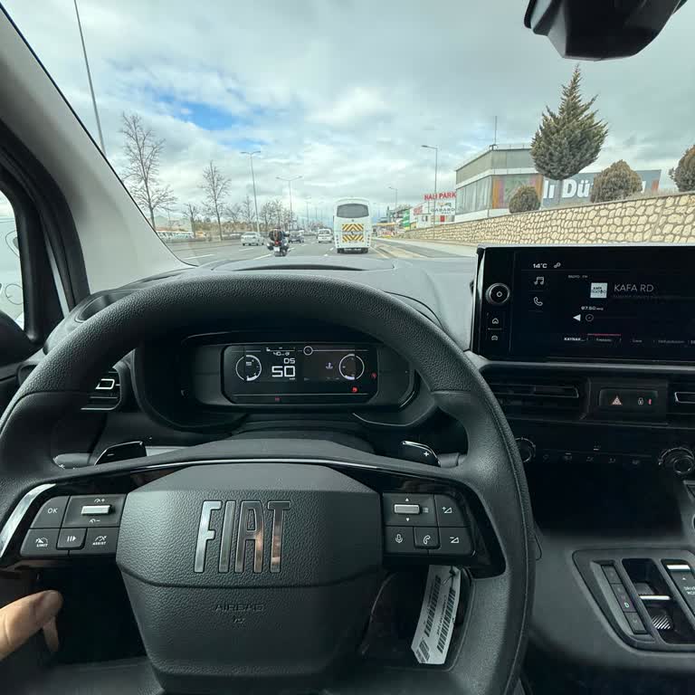 Fiat Hayalet Ekran Vaat Edip Gerçekten Sunmayan Ve Hakaret Eden Satış Danışmanı