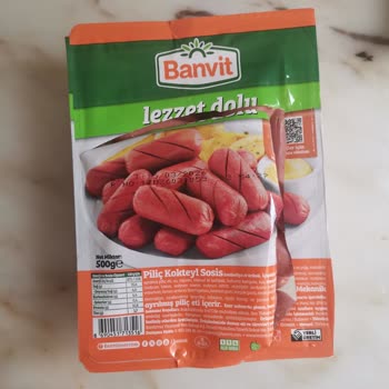Şok Market’ten Aldığım Banvit Sosisinde Küf Ve Sağlık Endişesi