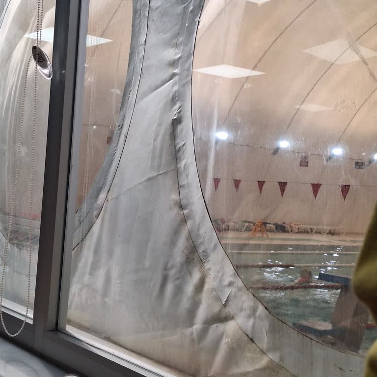 Eğitmenlerin Uygunsuz Giyimi Aile Ahlakını Sarsıyor