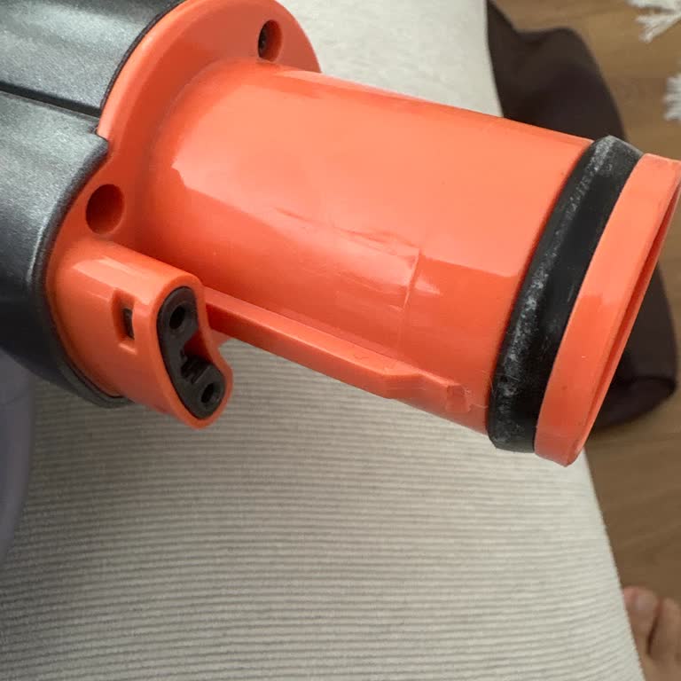 Philips Kablosuz Dik Süpürge Tırnak Parçası Üretim Hatası