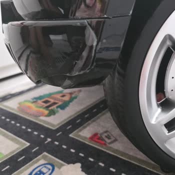 Kırık Akülü Araba Ve Hasarlı Bisiklet İçin Ürün Değişimi Ve İade Talebi