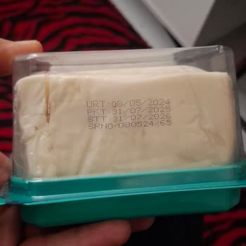 Tahşildaroğlu Klasik İnek Beyaz Peynirinde Şiddetli Tuvalet Kokusu Ve Sağlık Endişesi