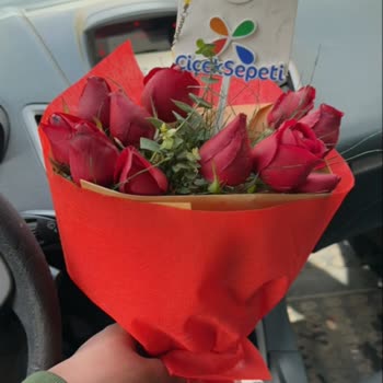 Yanlış Çiçek Teslimatı Ve İade Şartlarındaki Çelişki