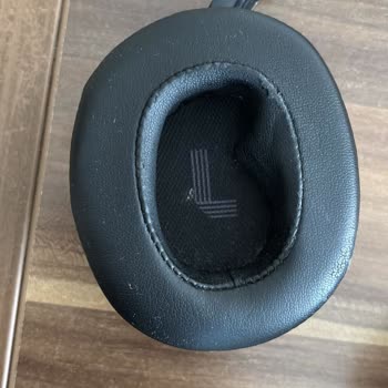 JBL Tune 720BT Kulaklıkta Kısa Sürede Ped Soyulması Ve Plastik Kapağın Açılması