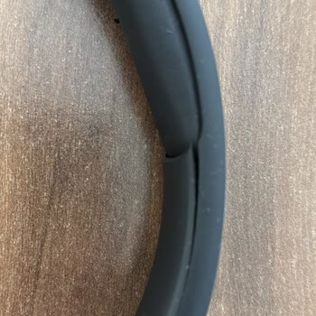 JBL Tune 720BT Kulaklıkta Kısa Sürede Ped Soyulması Ve Plastik Kapağın Açılması