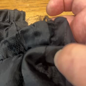 Kısa Kullanımda Açılan Kol Dikişleri Sebebiyle Mont Değişimi Talebi