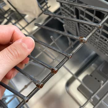 Arçelik Bulaşık Makinesi Sepetlerinde Paslanma Sorunu Ücretsiz Değişim Talebi