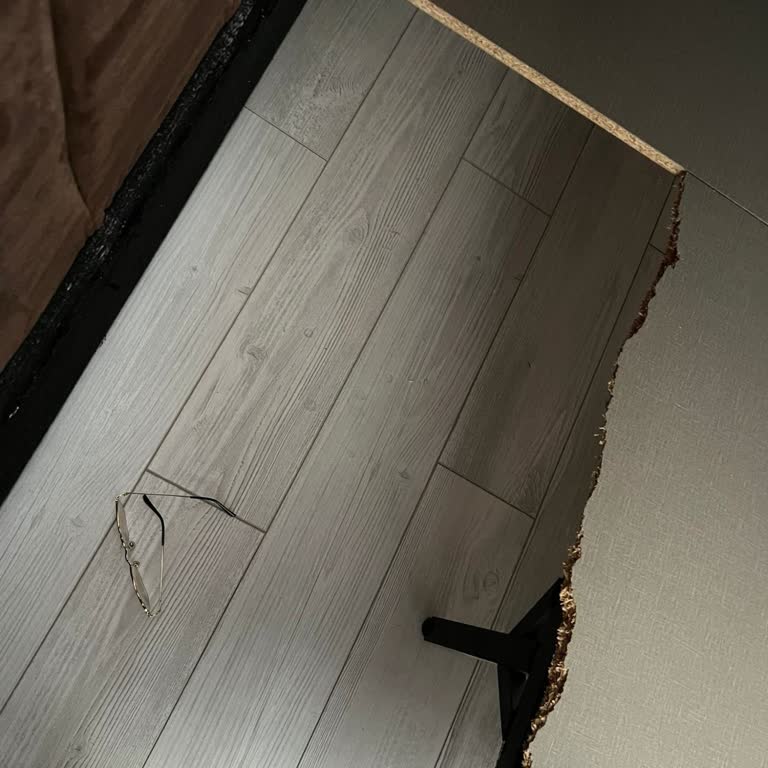 Enza Home’da Kırılan Sunta Parçası İçin Yanıt Yok Ve Parça Temini Reddedildi