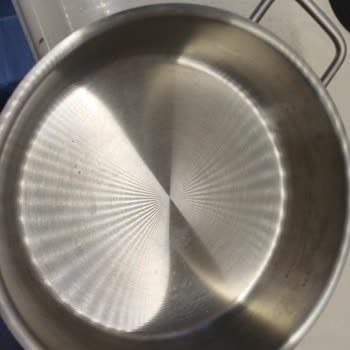 Korkmaz Mutfak Eşyaları Tencere Setinde Sorun