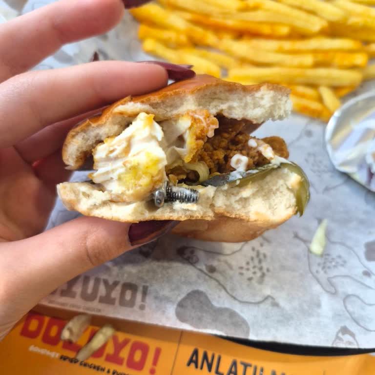 Hamburgerde Vida Bulunması Sağlık Riski Oluşturdu