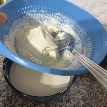 Torku Labne’inde Beklenmeyen Sıvı Kıvam, Tarifimi Bozdu