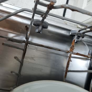 Franke Bulaşık Makinesi Sepetlerinde Sürekli Çürüme, Küflenme ve Kırılma