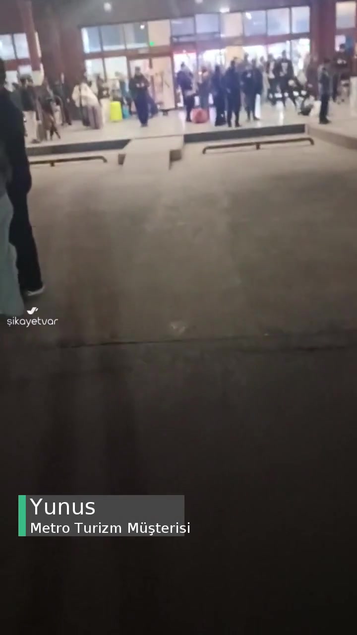 Metro Turizm Ve Yaşattığı Mağduriyet videonun kapak resmi