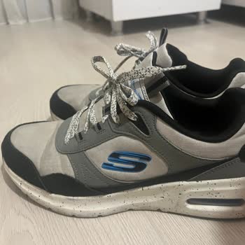 Skechers Air Court Ayakkabısının Tabanı Hızlı Derin Aşınma Gösterdi
