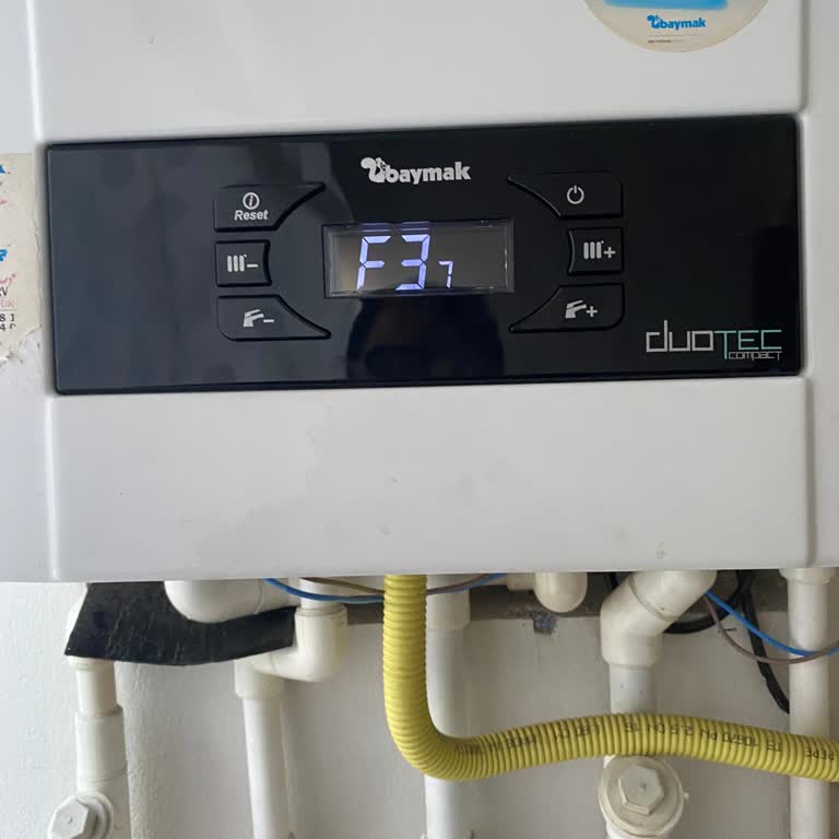 Garanti Kapsamındaki Kombimde Su Basıncı Sorunu Ve Yetkili Servisin Gecikmesi