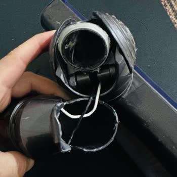 Dyson V10 Süpürge Başlığı Ani Kırıldı, Garanti Değişimi Talebi