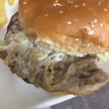 Burger King Başakşehir Şubesinde Hijyen Ve Eksik Sipariş Sorunları İçin Tam İade Talebi