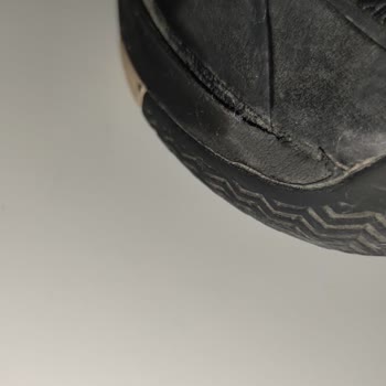 Çocuk Ayakkabısında Üretim Hatası Tespiti İçin Fiziksel İnceleme Talebi