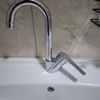 Artema Lavabo Bataryası Dolap İçine Su Damlası!