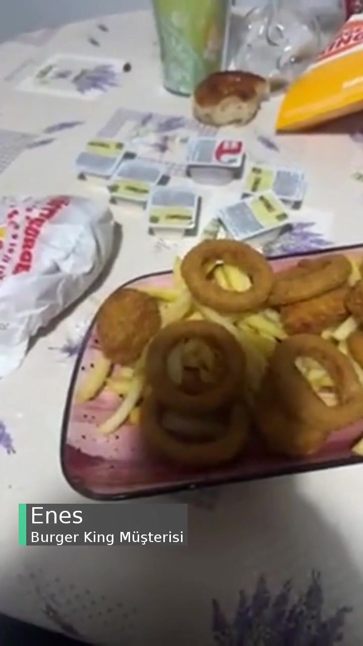 Burger King Soslar Yanlış Ranch Yok! videonun kapak resmi