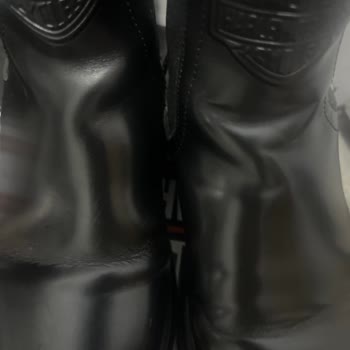 Harley Botlarda Hızlı Deformasyon Ve Kapanan Satıcı Nedeniyle İade Talebi