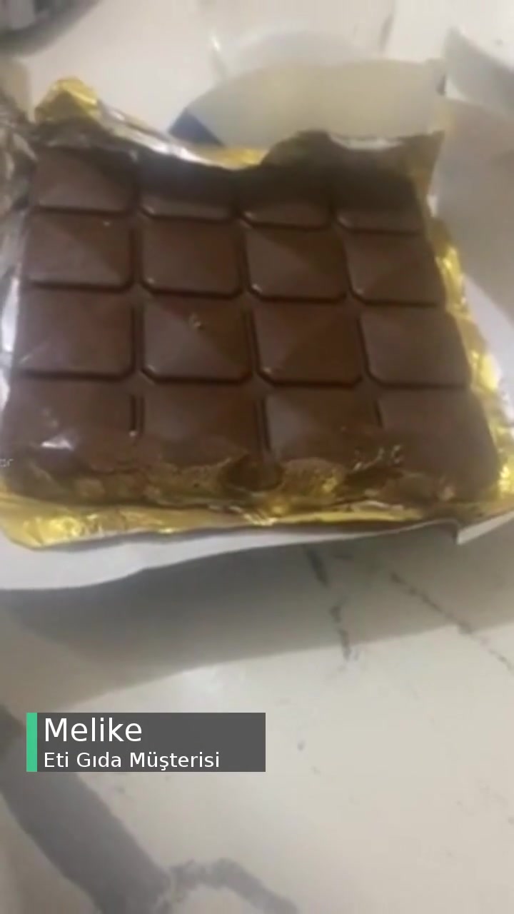 Eti Bugün Çikolata Aldım Üstünde Böyle Bir Şey Var! videonun kapak resmi