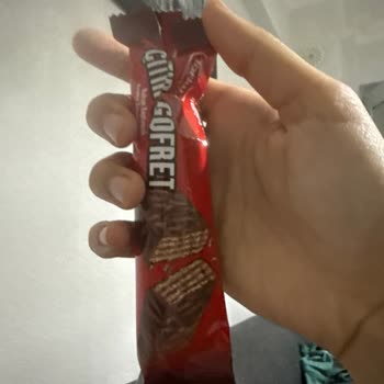 Önceden Çiğnenmiş Gofret, Hijyen Endişesine Yol Açıyor