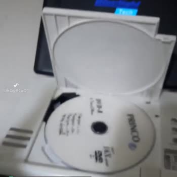 Gardrops Bozuk Olan CD Oynatıcısı