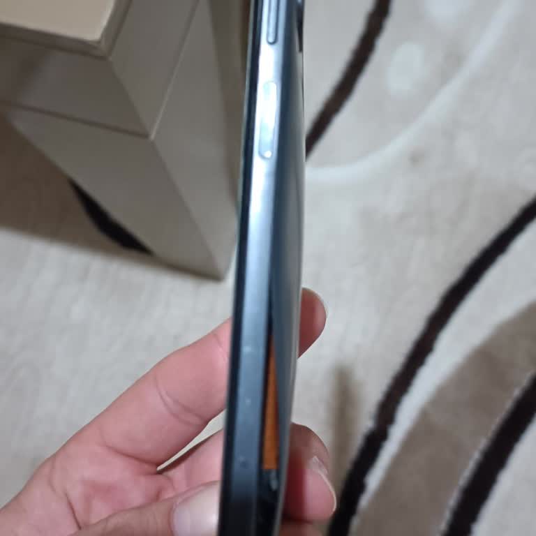 Xiaomi Redmi Note 11 Batarya Şişmesi Ve Kasa Açılması