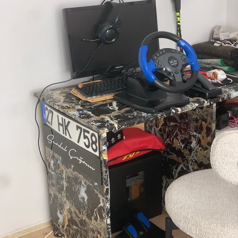 Corby Direksiyon Setinde Gaz Pedalı Oyun Menüsüne Atma Sorunu