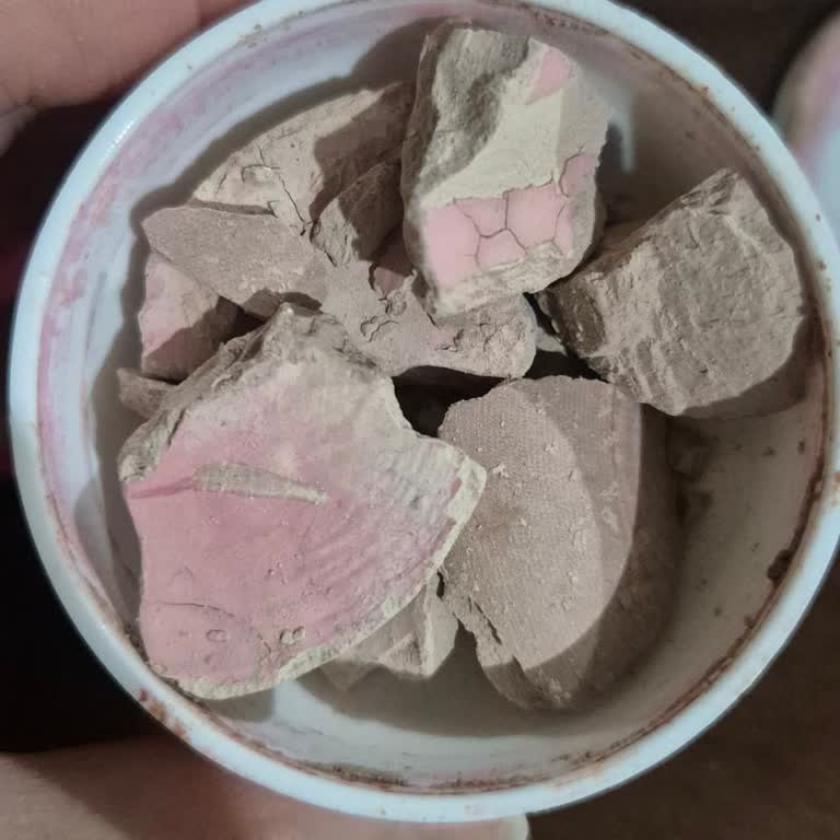 Şubede Satılan Gıda Ve Kozmetik Ürünlerde Bozulma Ve Kontrol Eksikliği