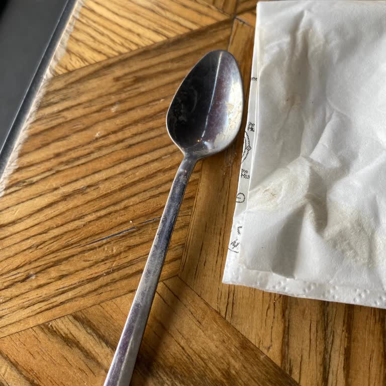 The Hunger Hijyen Sorunlarıyla Yüksek Ücretli Kahvaltı Şikayeti