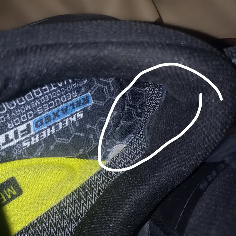 Kısa Sürede Dikiş Sorunu Yaşanan Kışlık Ayakkabı İçin Değişim Ve İade Talebi